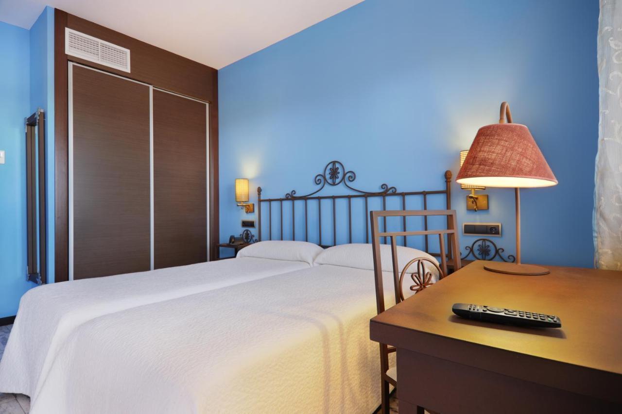 Hotel Moya Honrubia Luaran gambar