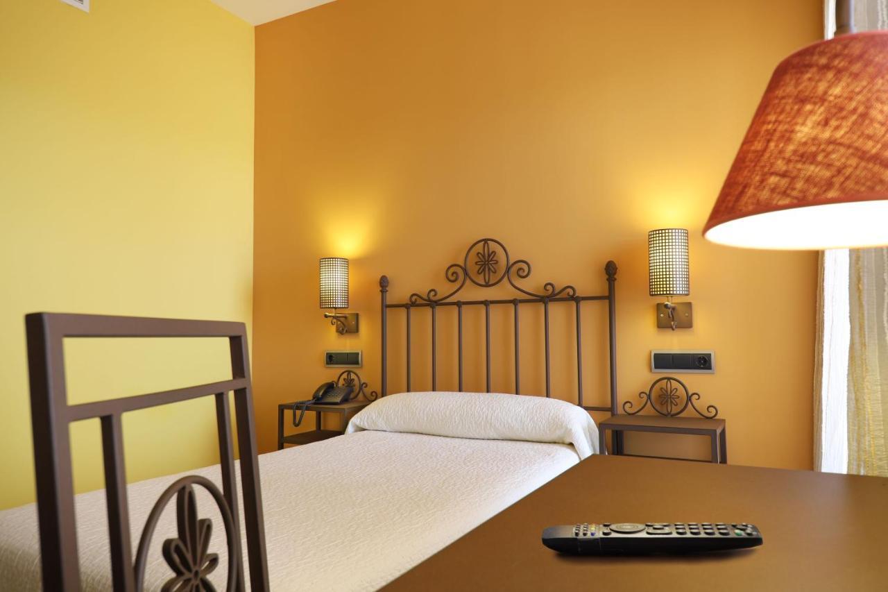Hotel Moya Honrubia Luaran gambar