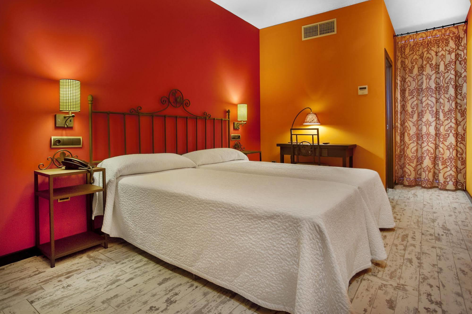 Hotel Moya Honrubia Luaran gambar